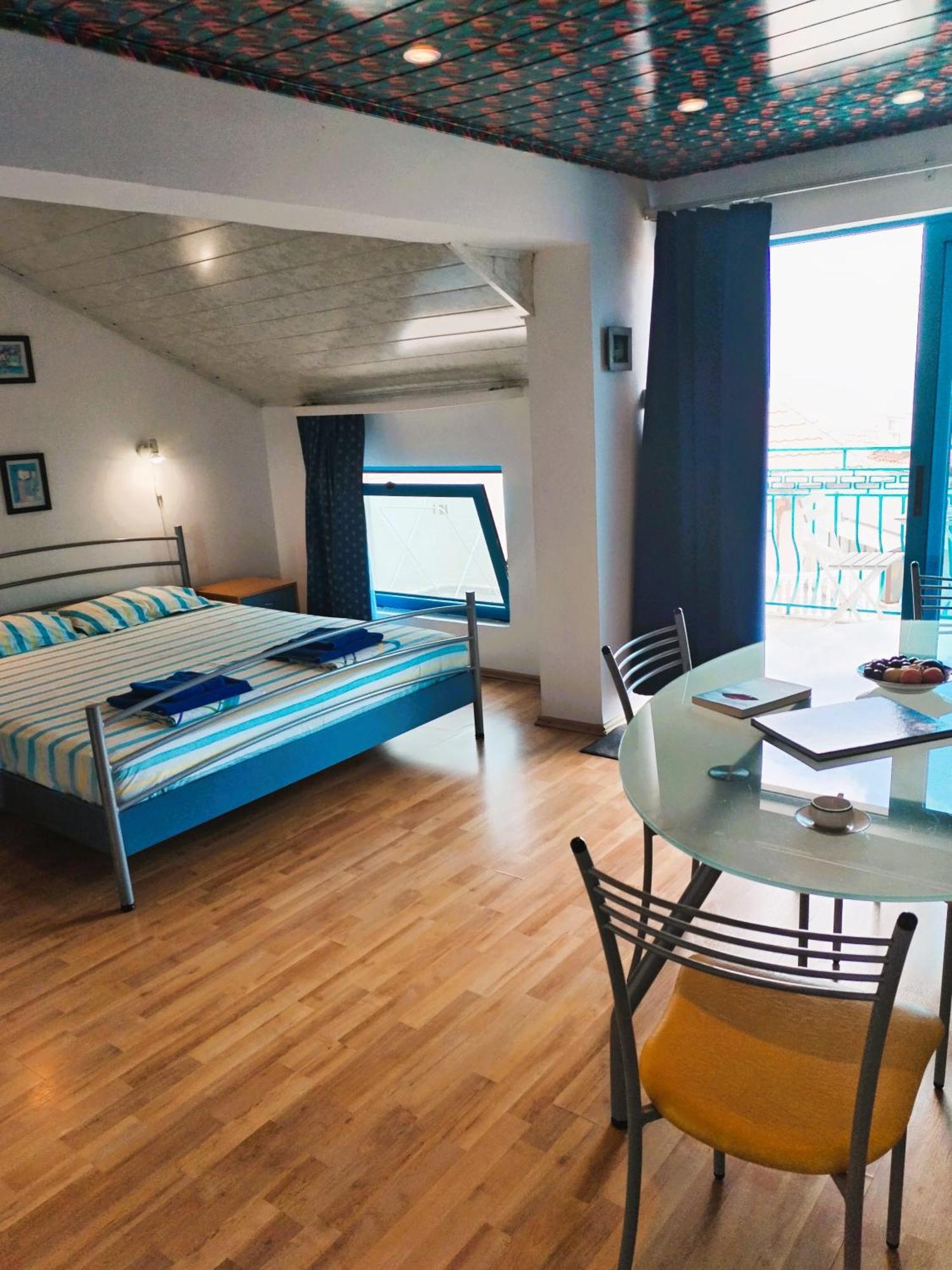 Lira Sto Apartments 포마리 외부 사진