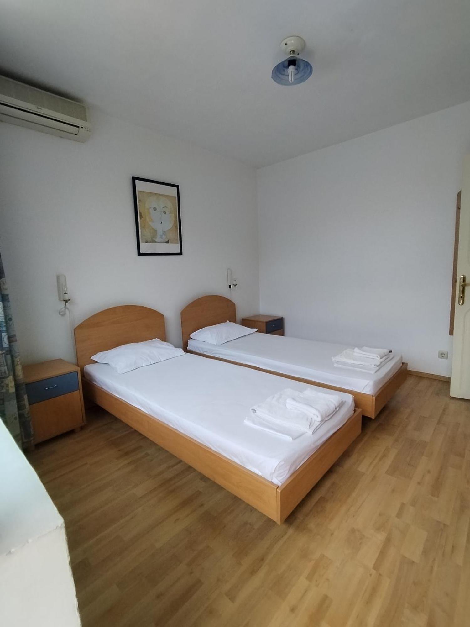 Lira Sto Apartments 포마리 외부 사진